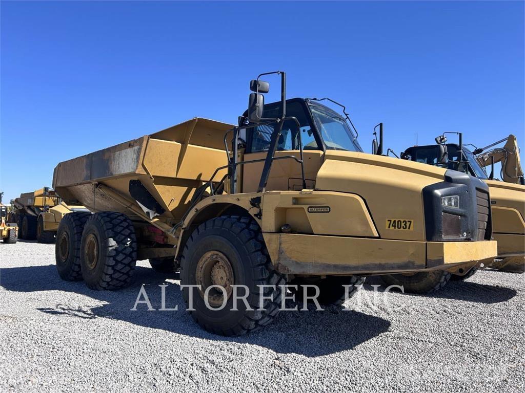 CAT 740B Dúmpers articulados
