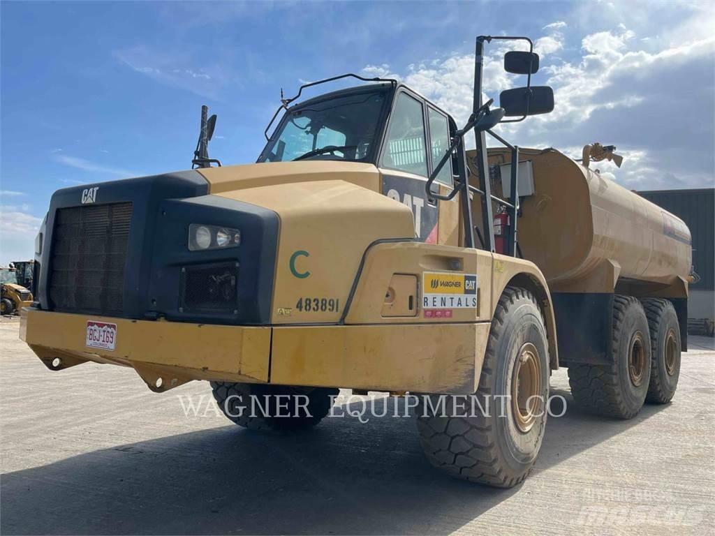 CAT 740B WT Camiones cisterna