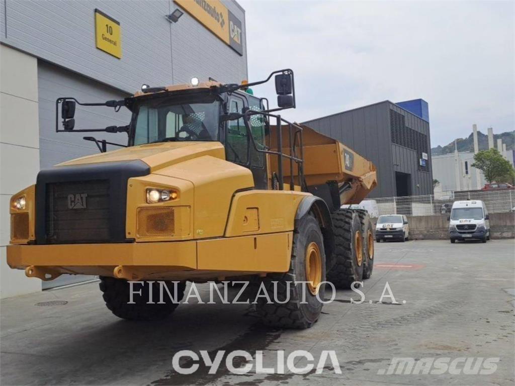 CAT 740GC Dúmpers articulados