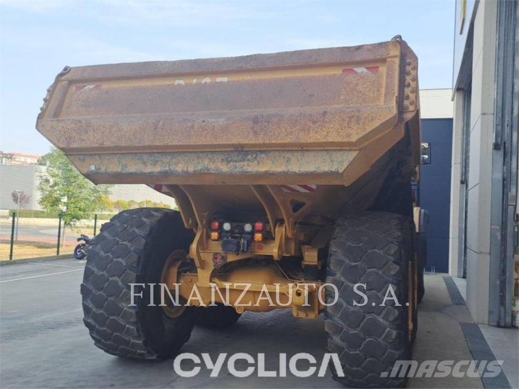 CAT 740GC Dúmpers articulados