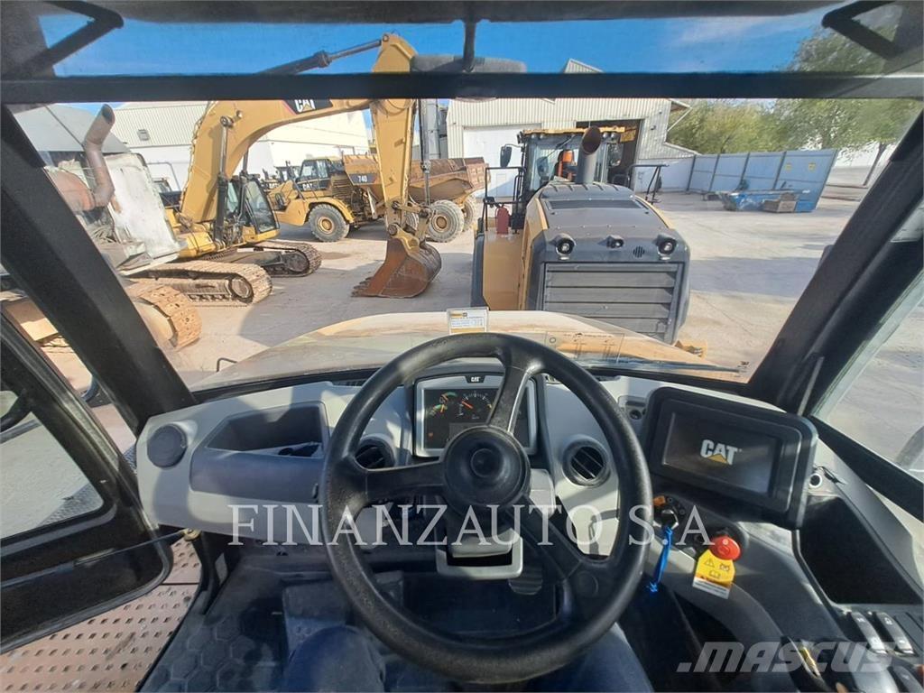 CAT 740GC Dúmpers articulados