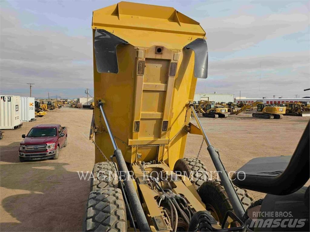 CAT 740GC Dúmpers articulados