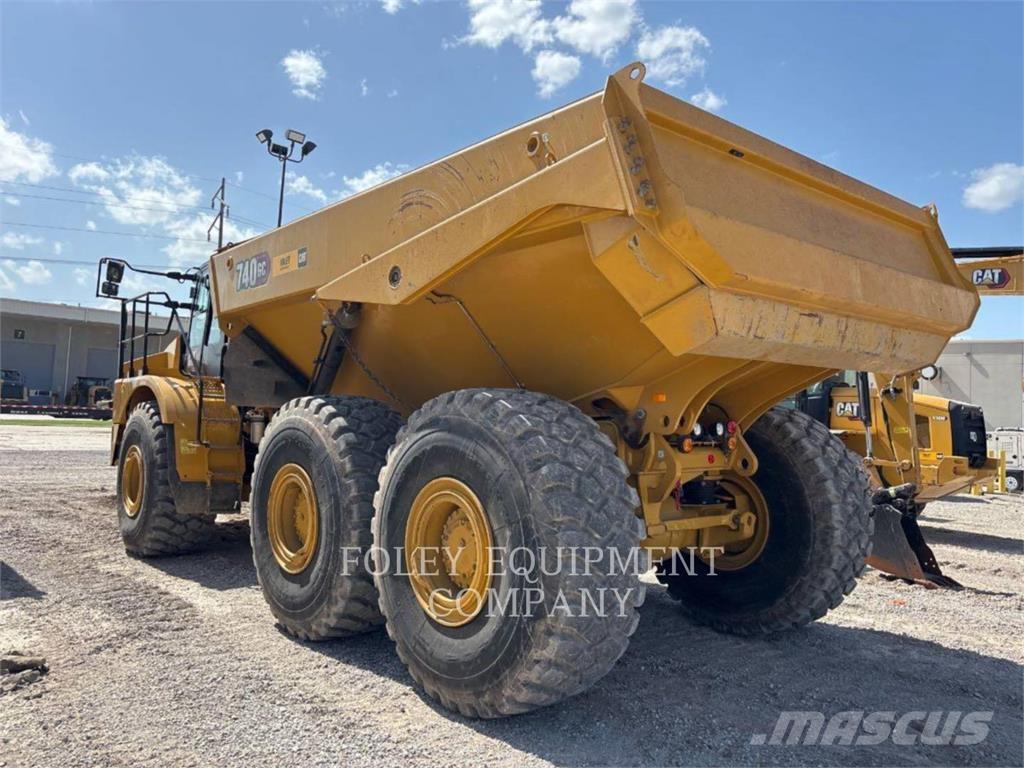 CAT 740GC-04 Dúmpers articulados