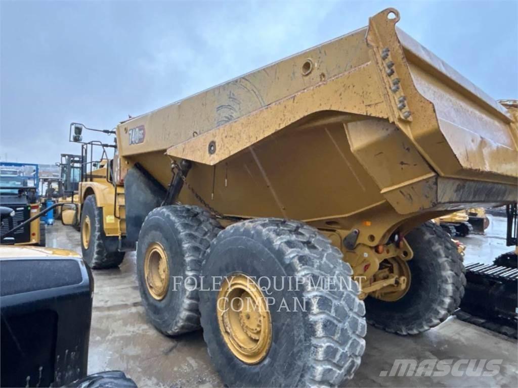 CAT 740GC-04 Dúmpers articulados