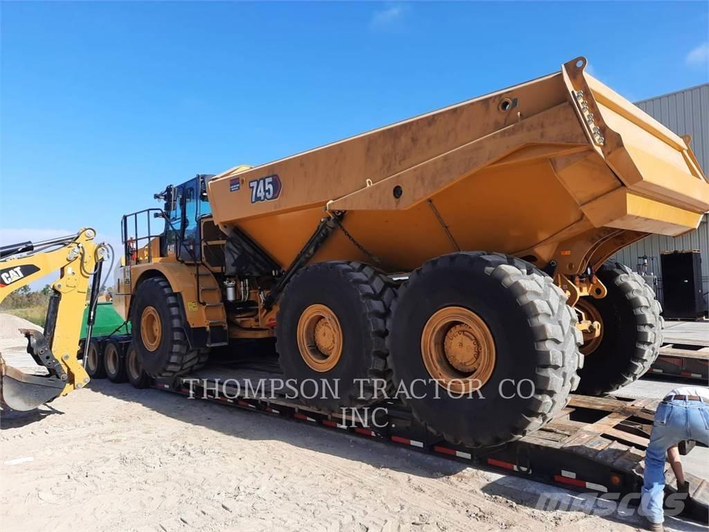 CAT 745 Dúmpers articulados