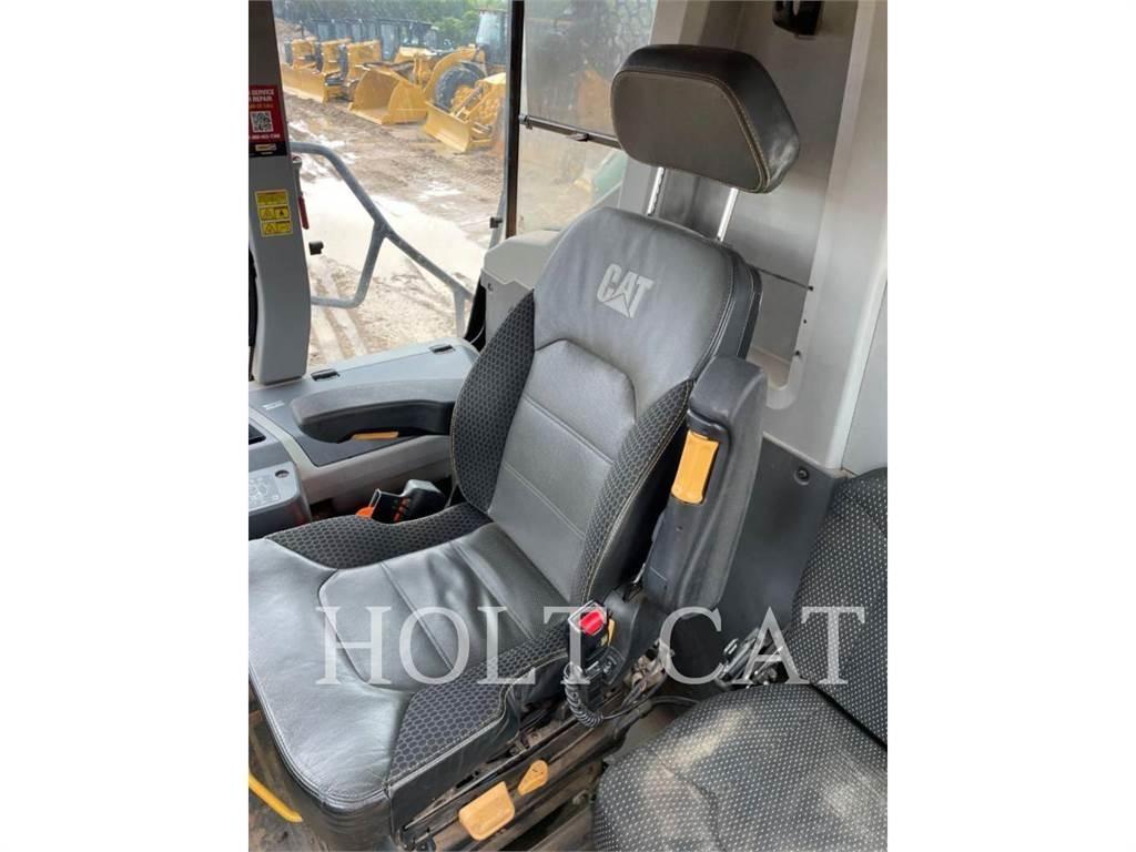 CAT 745 Dúmpers articulados