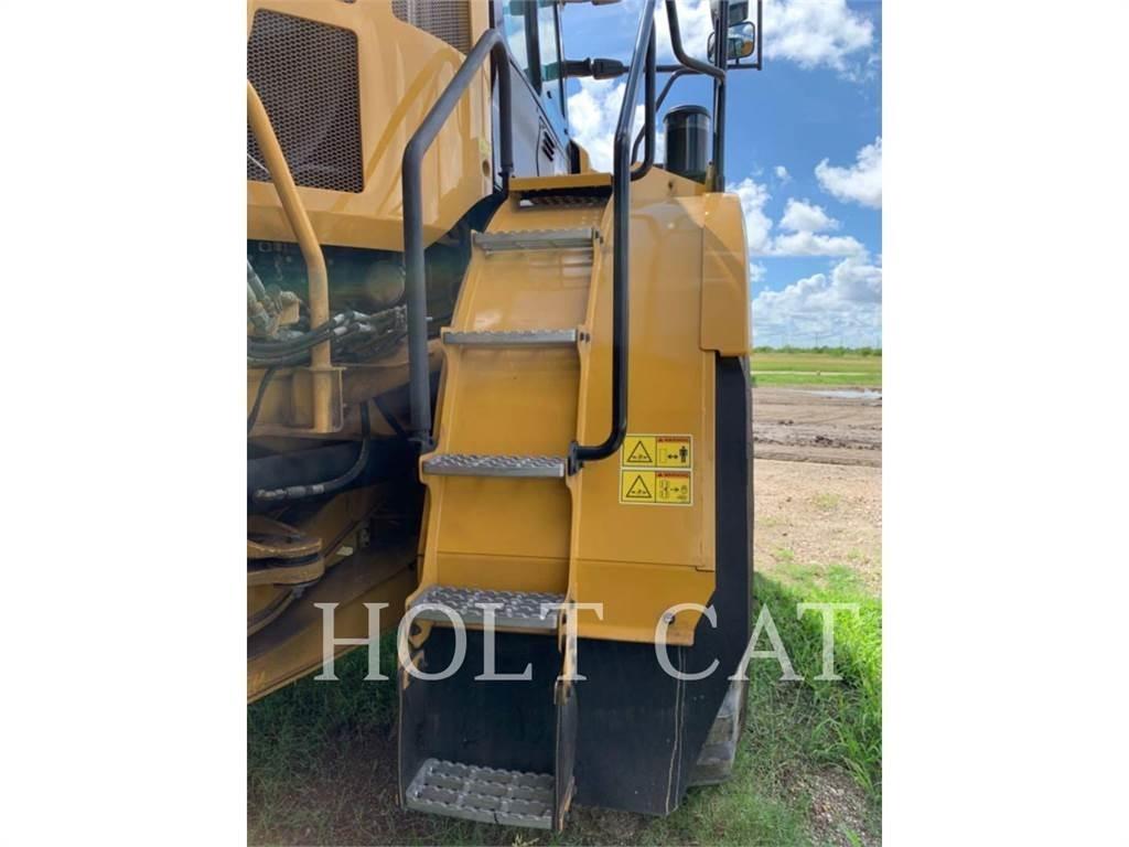 CAT 745 Dúmpers articulados