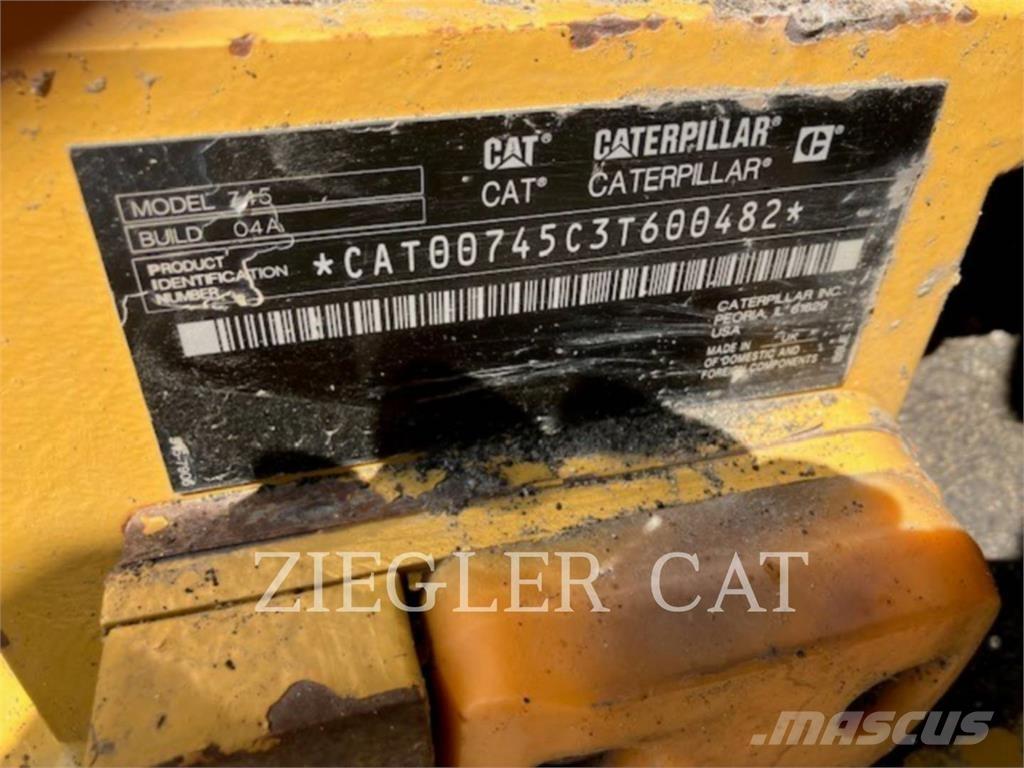 CAT 745 Dúmpers articulados