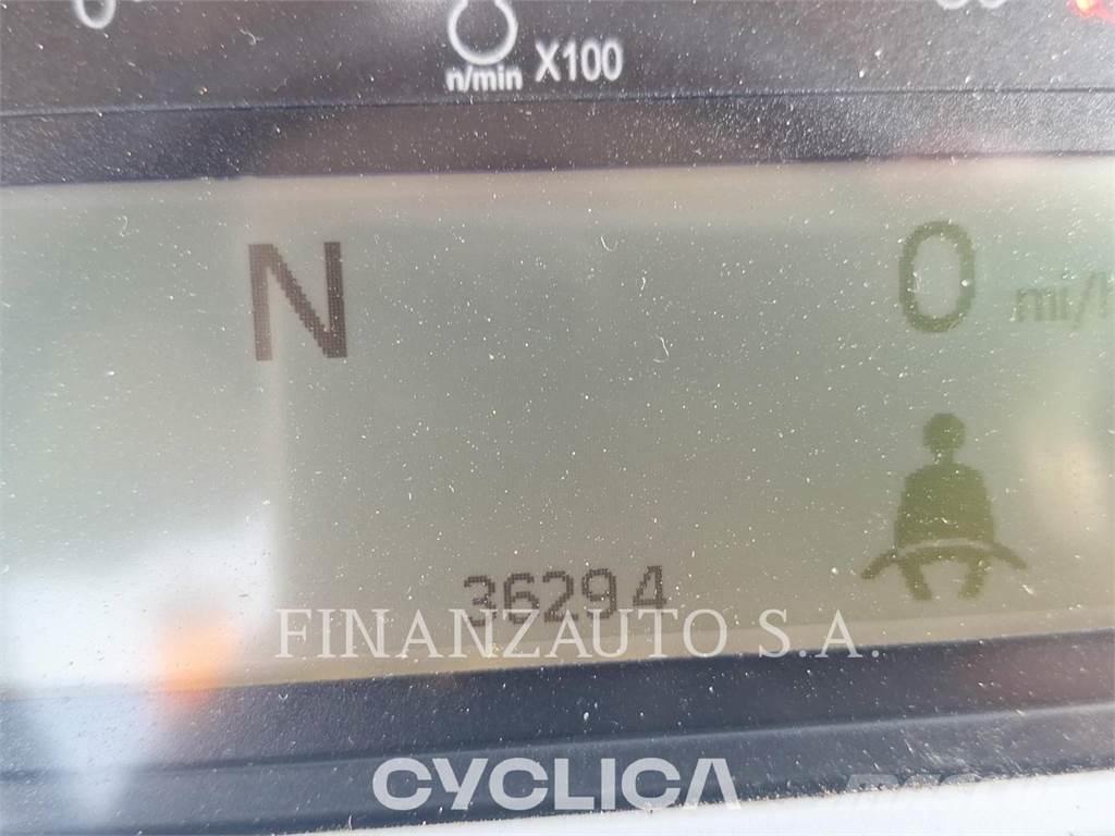 CAT 745 Dúmpers articulados