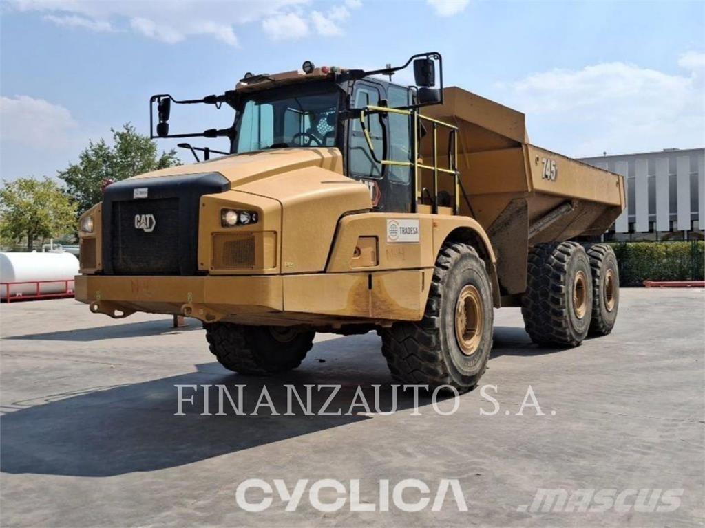 CAT 745 Dúmpers articulados