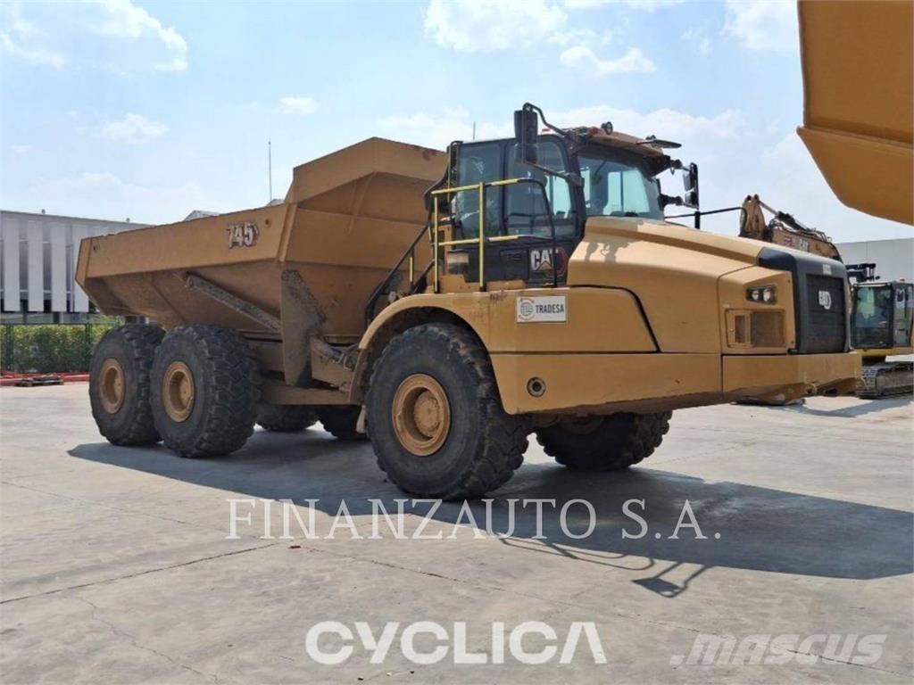 CAT 745 Dúmpers articulados