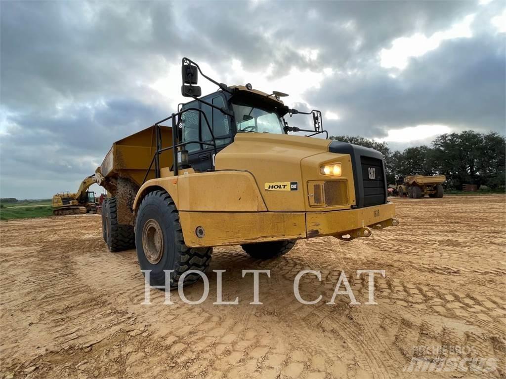 CAT 745-04 Dúmpers articulados