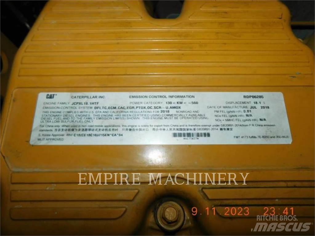 CAT 745-04 Dúmpers articulados