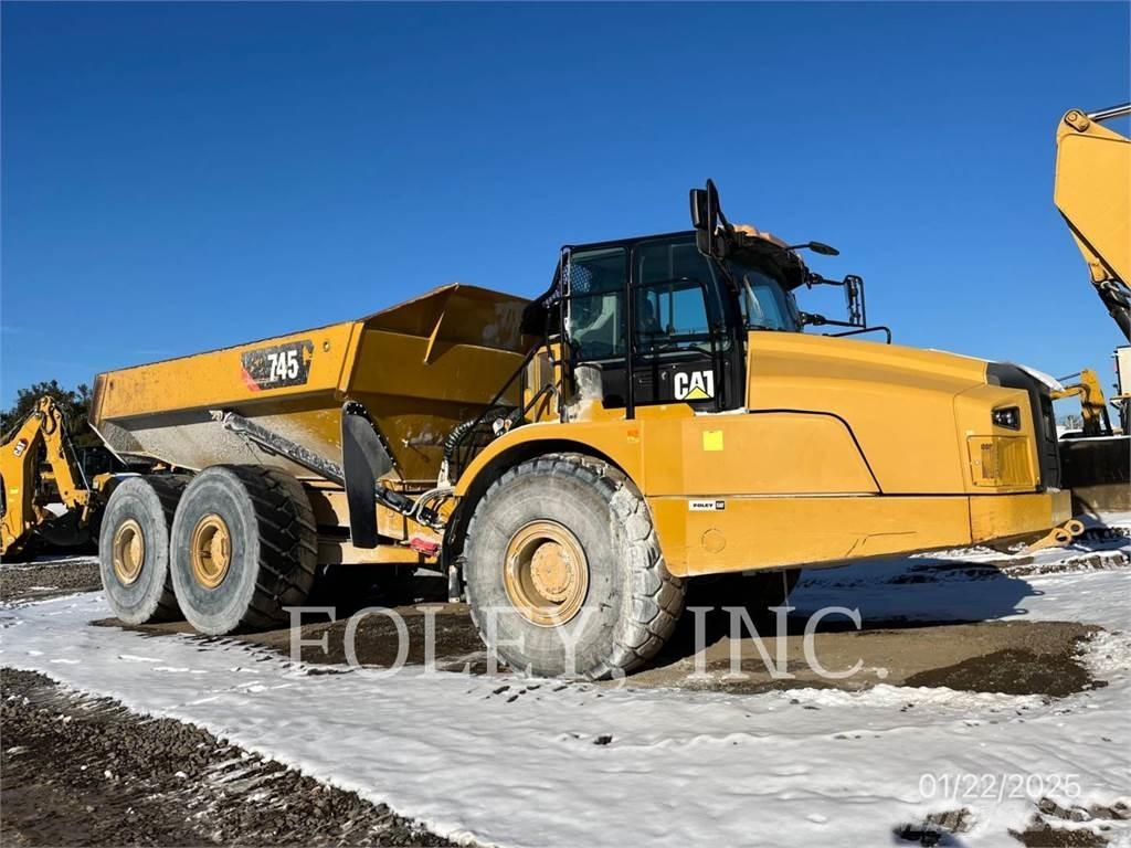 CAT 745-04 Dúmpers articulados