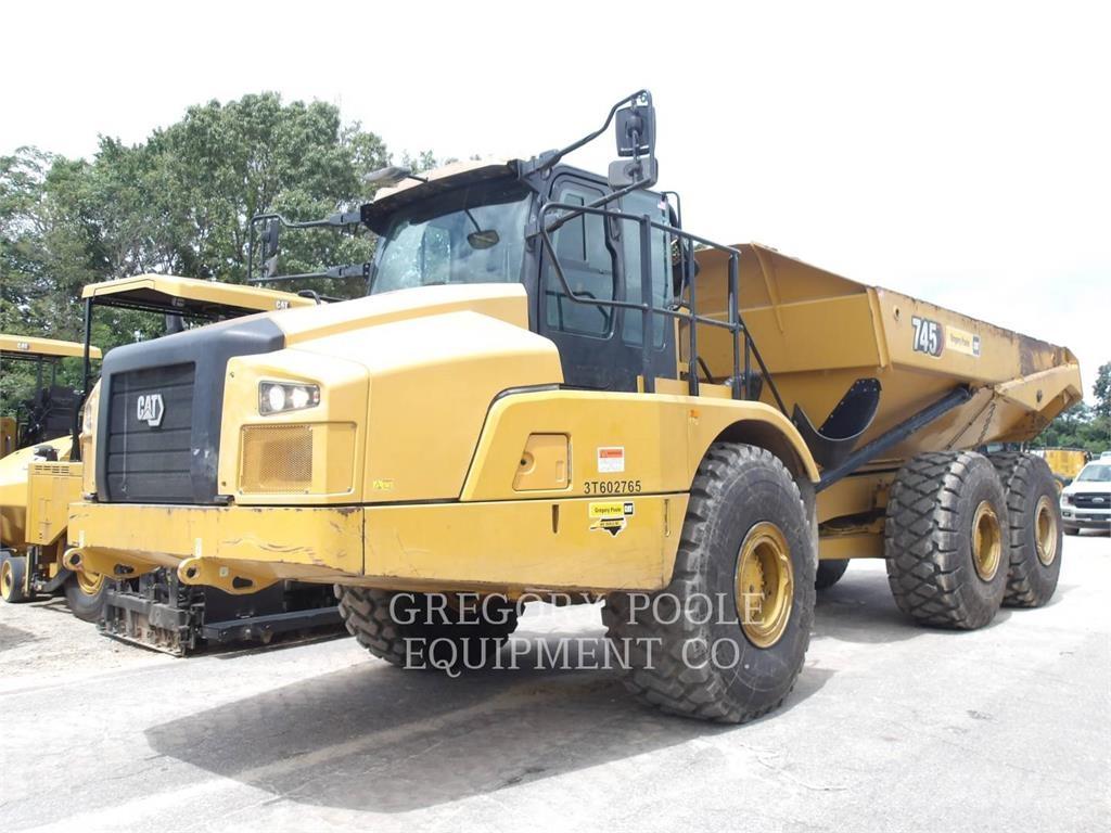 CAT 745-04 Dúmpers articulados