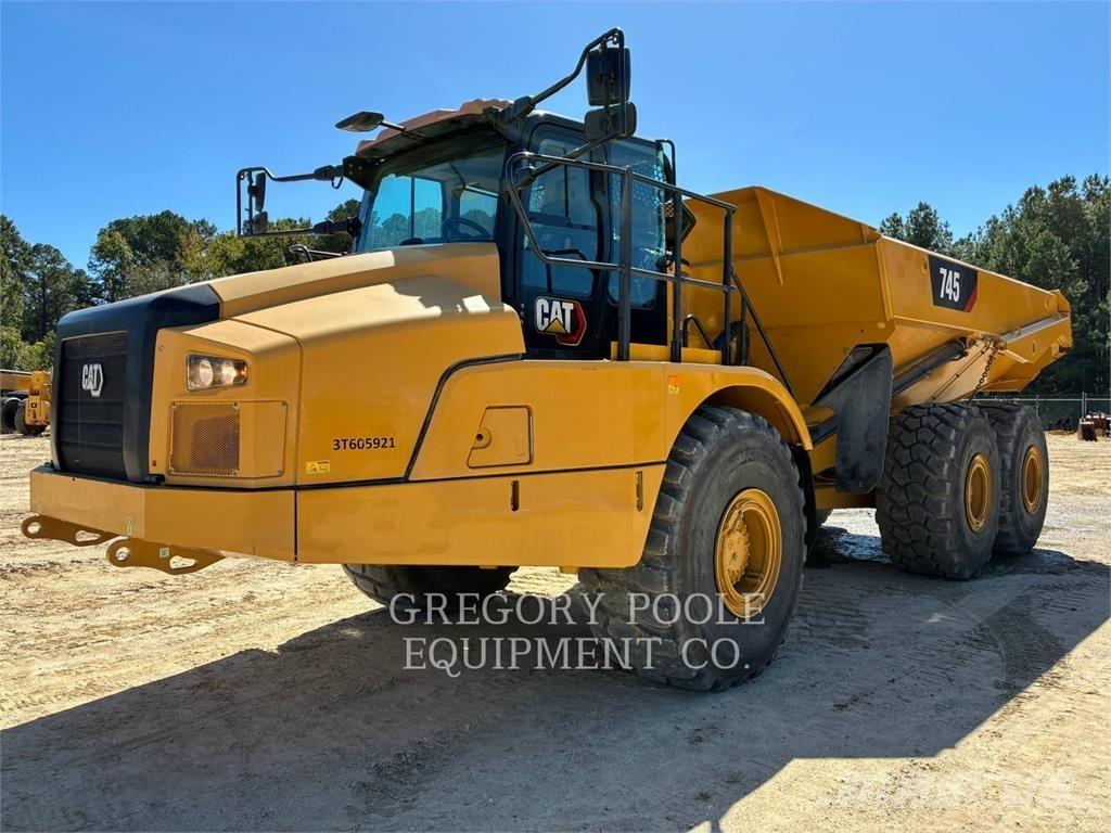 CAT 745-04 Dúmpers articulados