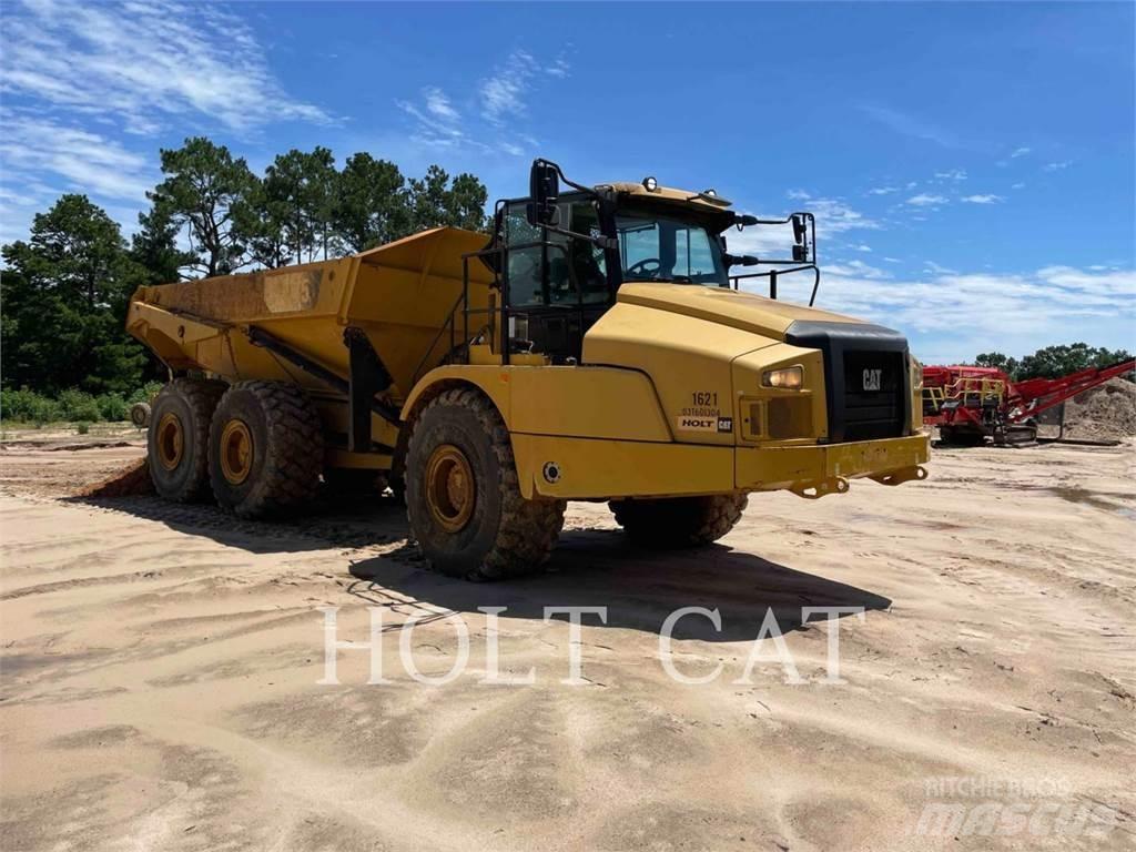 CAT 74504 Dúmpers articulados