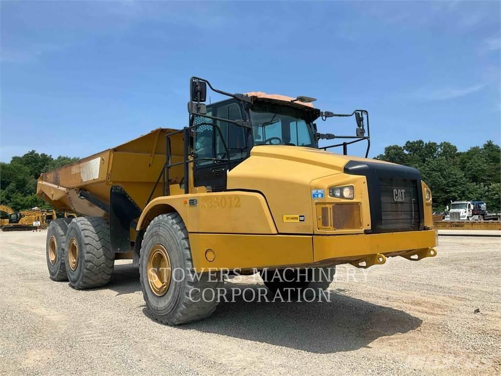CAT 74504 Dúmpers articulados