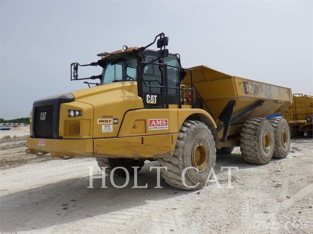 CAT 74504 Dúmpers articulados