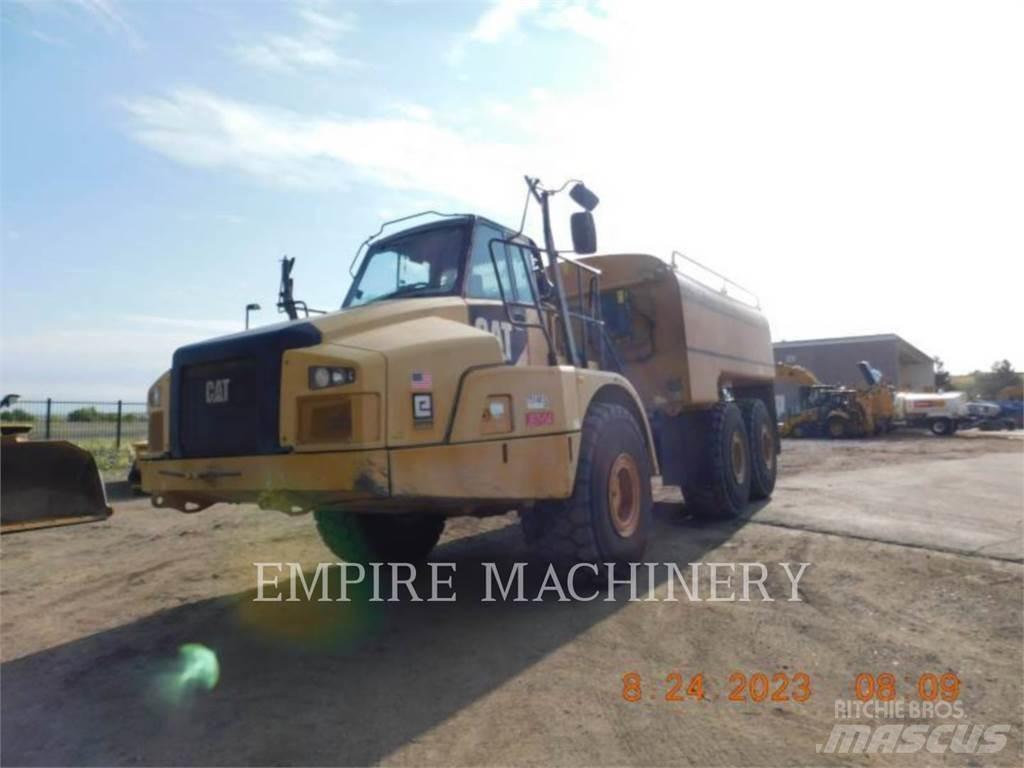 CAT 745C WT Camiones cisterna
