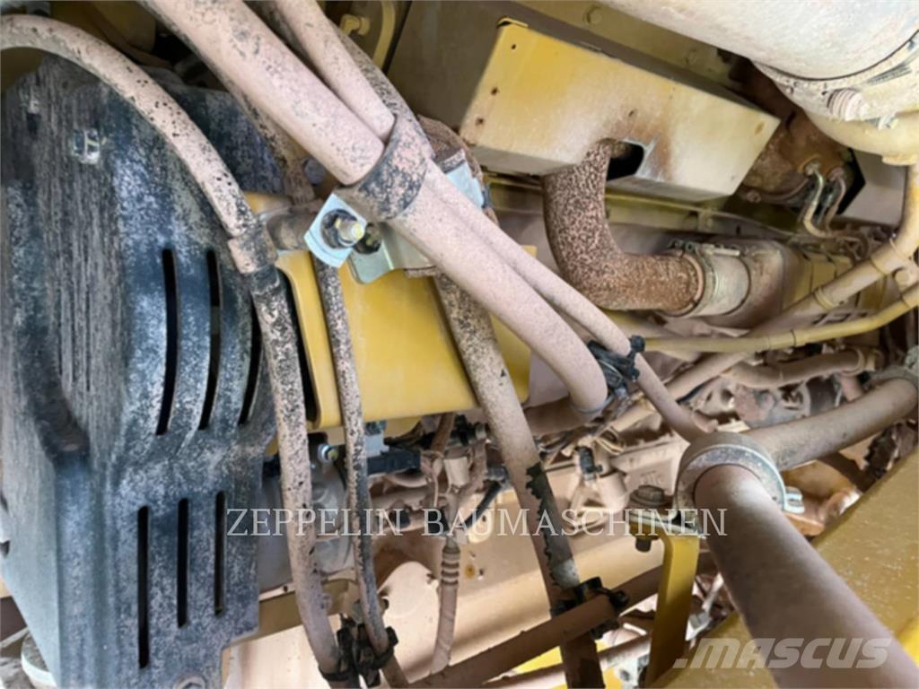 CAT 775G Dúmpers articulados