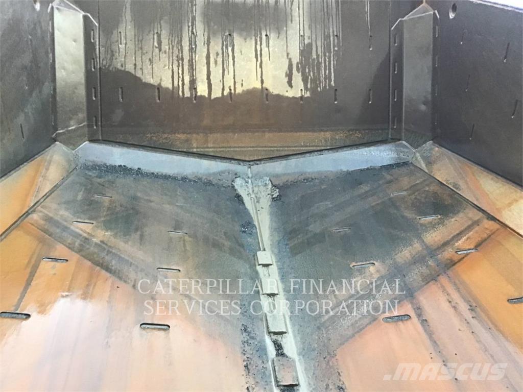 CAT 775G Dúmpers articulados