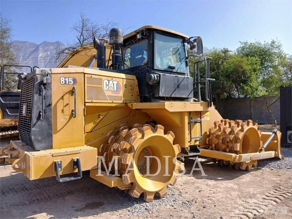 CAT 815 Compactadores de suelo