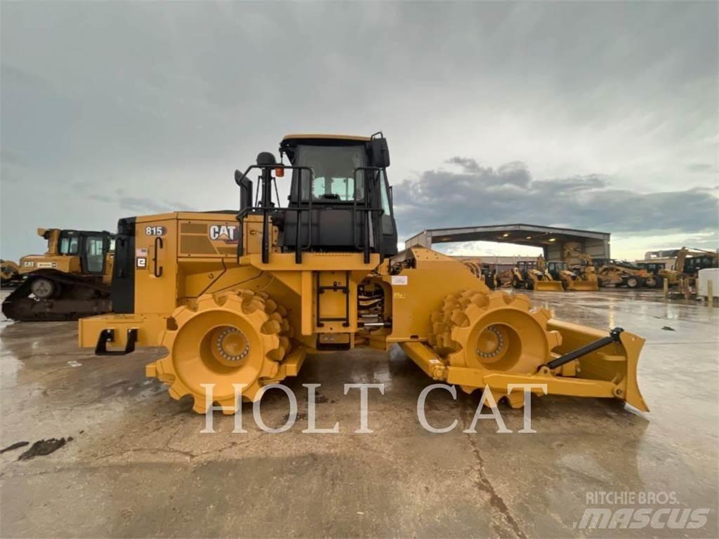 CAT 815 Compactadores de suelo