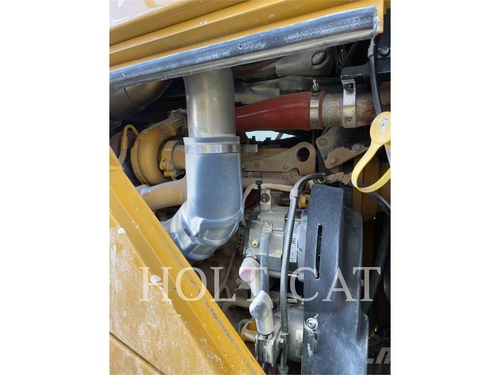 CAT 815 Compactadores de suelo