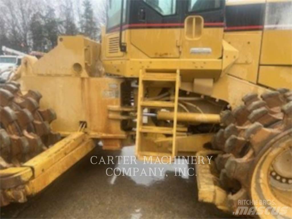 CAT 815F Buldozer sobre ruedas