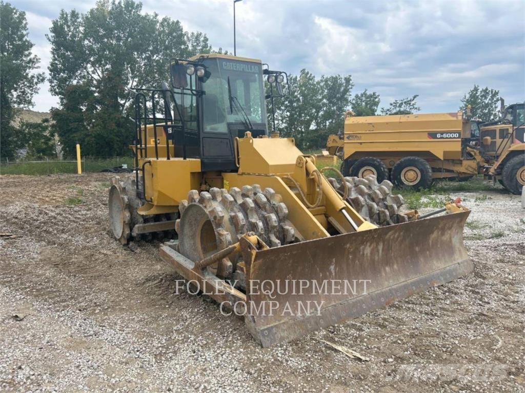 CAT 815F2 Compactadores de suelo
