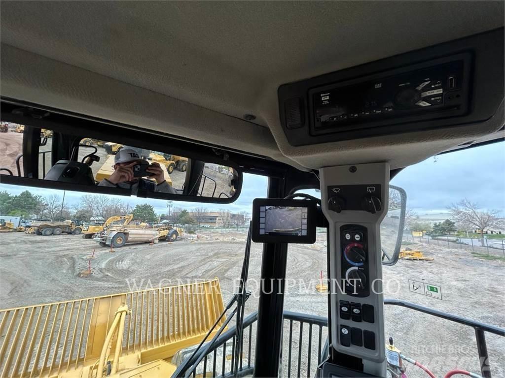 CAT 836K Cargadoras sobre ruedas