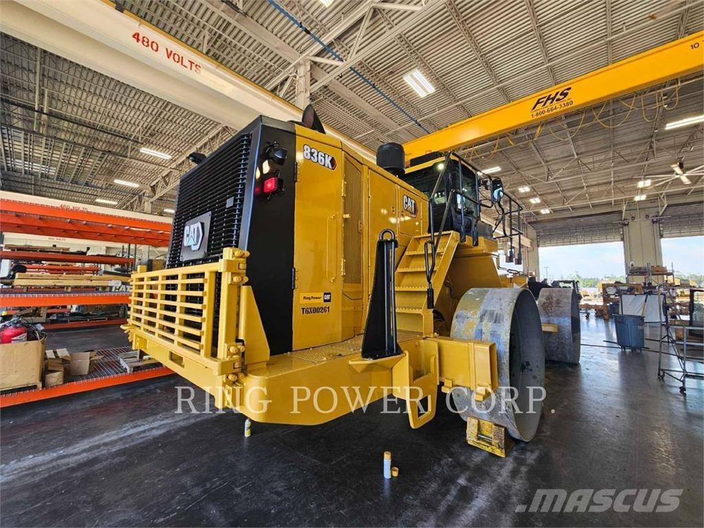 CAT 836K Compactadores de suelo