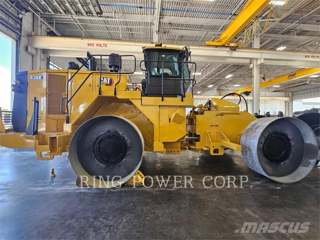 CAT 836K Compactadores de suelo