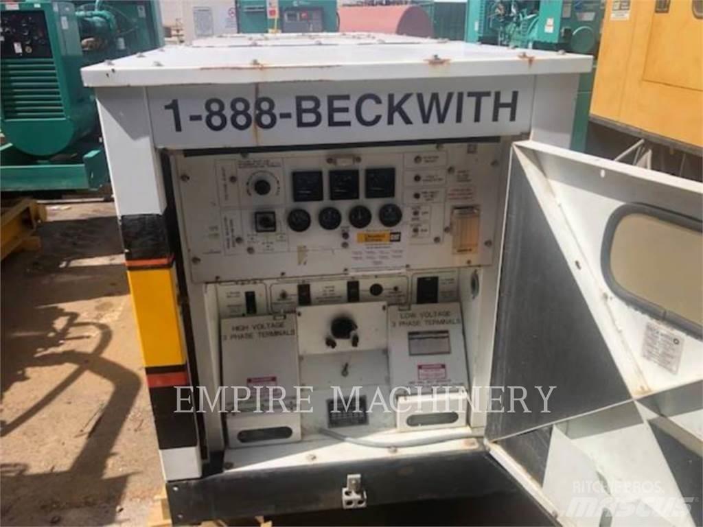 CAT 88KW Generadores diesel
