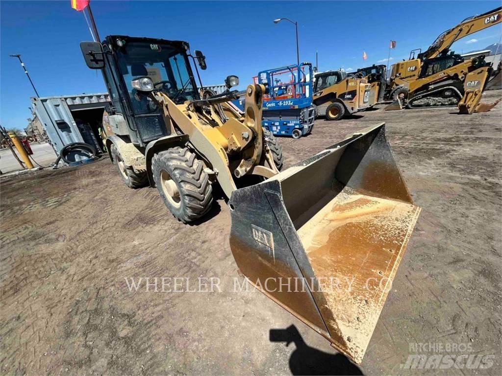 CAT 906 Cargadoras sobre ruedas
