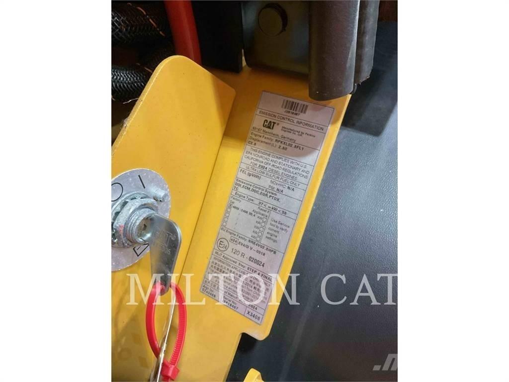 CAT 906 Cargadoras sobre ruedas