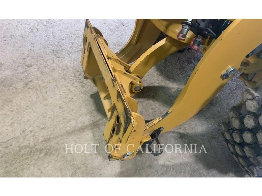 CAT 906-14 Cargadoras sobre ruedas