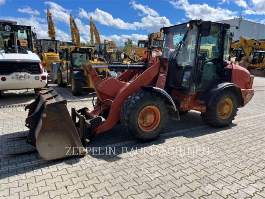 CAT 906H Cargadoras sobre ruedas