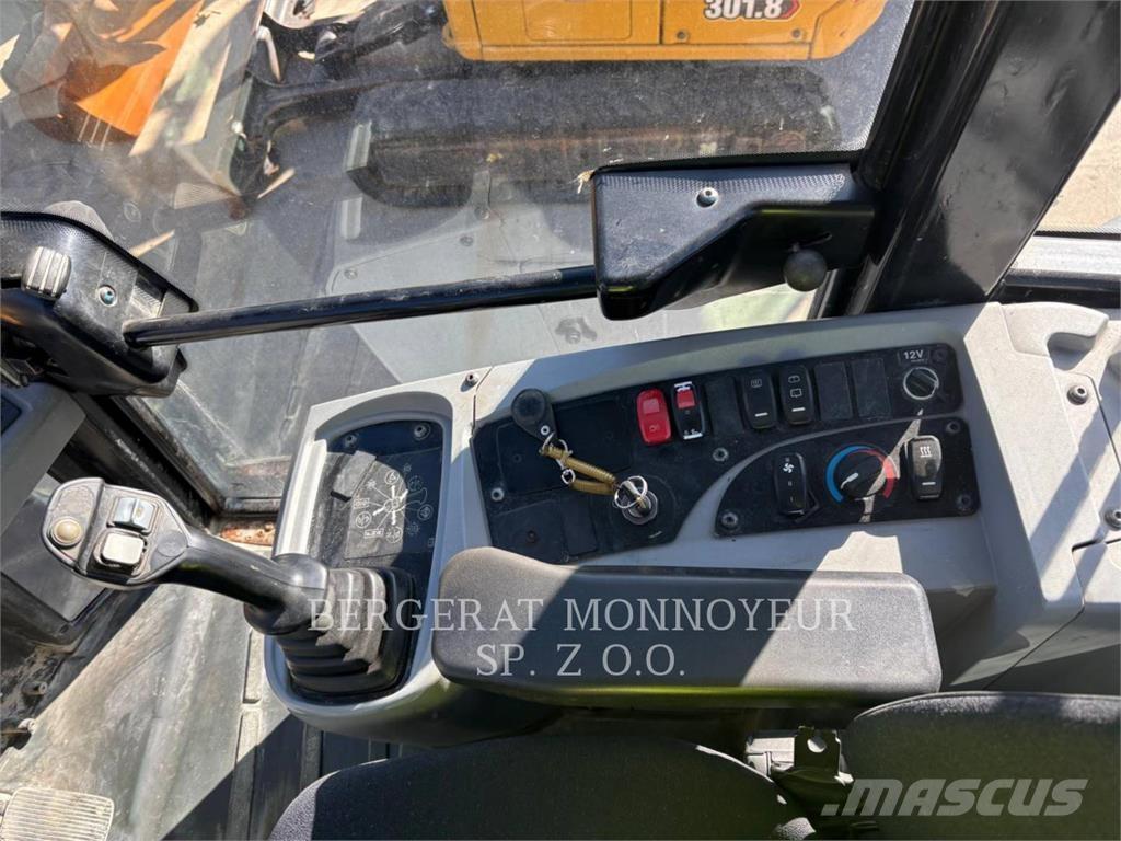 CAT 906M Cargadoras sobre ruedas