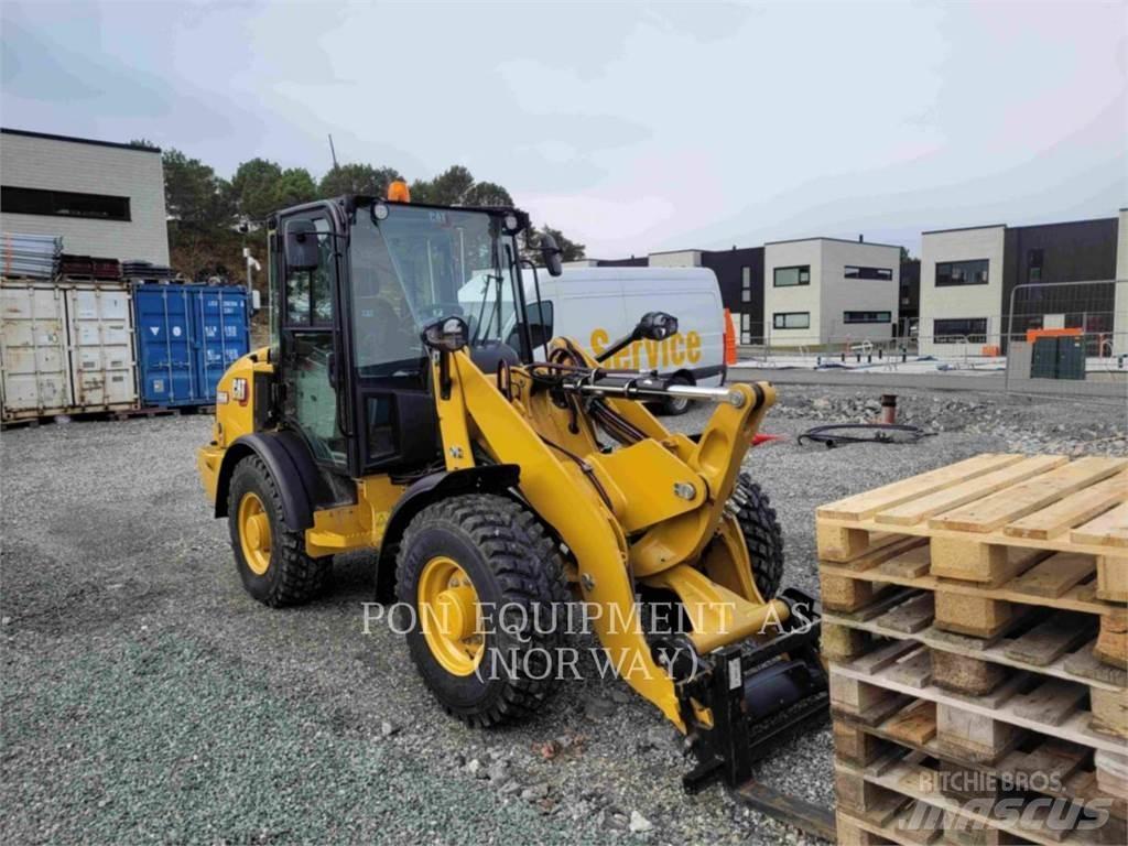 CAT 906M Cargadoras sobre ruedas