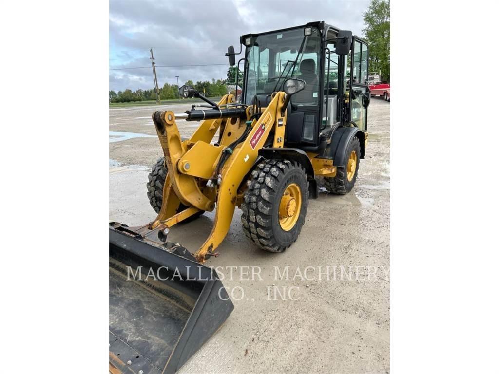 CAT 906M Cargadoras sobre ruedas