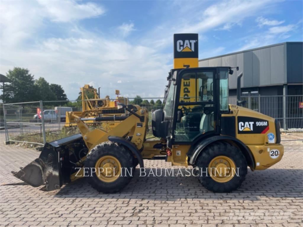 CAT 906M Cargadoras sobre ruedas