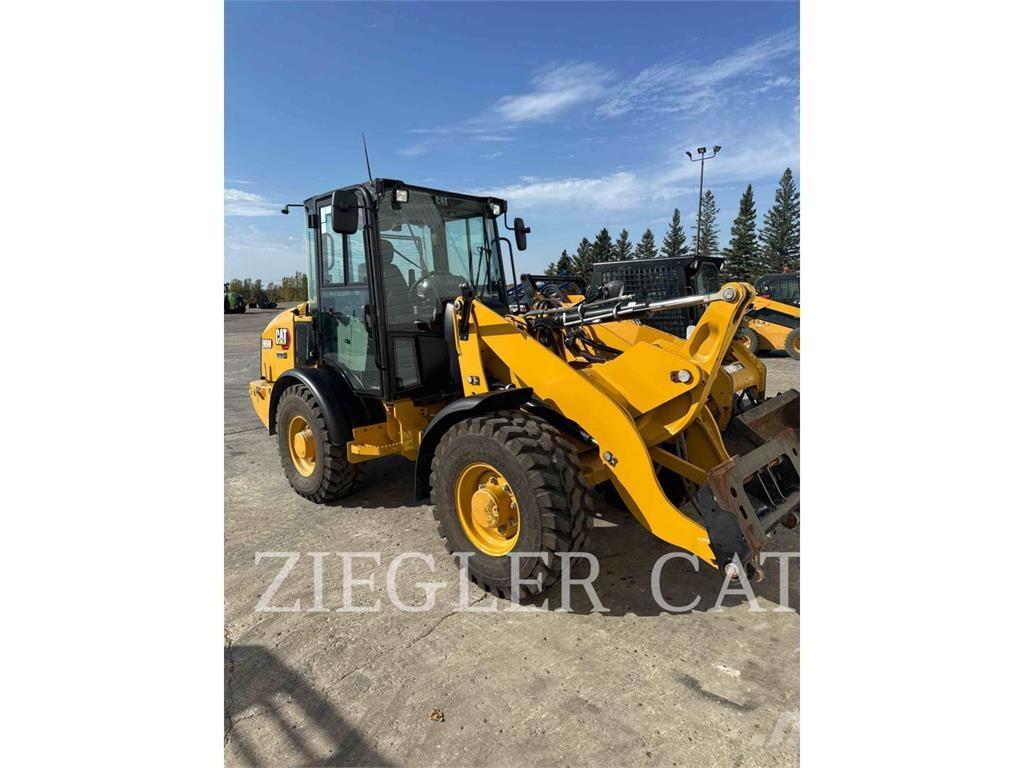 CAT 906M Cargadoras sobre ruedas