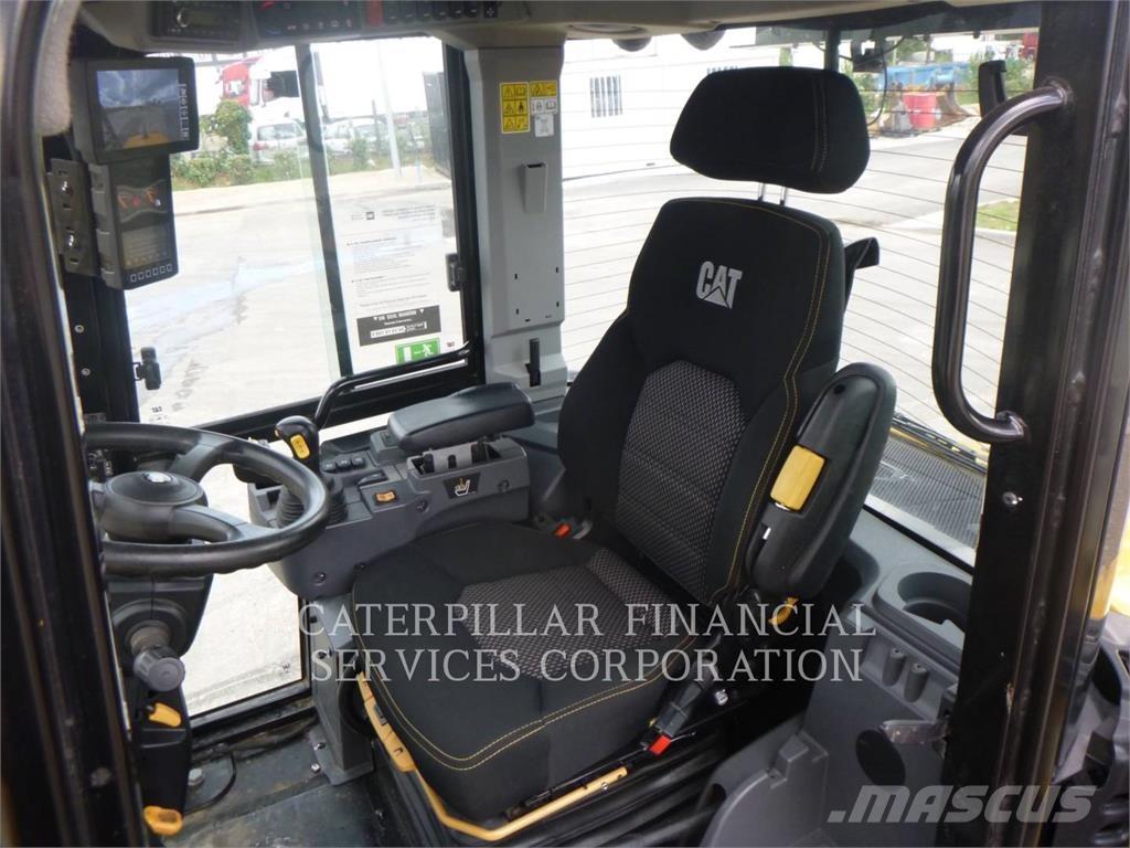 CAT 908-14 Cargadoras sobre ruedas