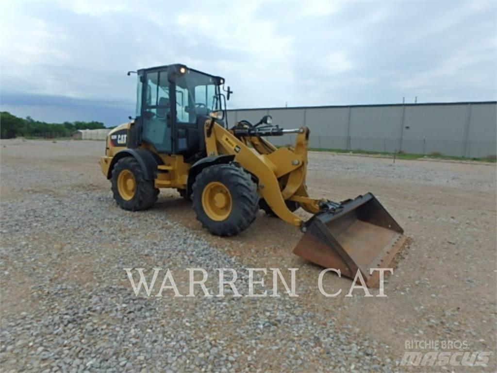 CAT 908M Cargadoras sobre ruedas