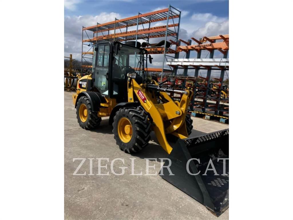 CAT 908M Cargadoras sobre ruedas
