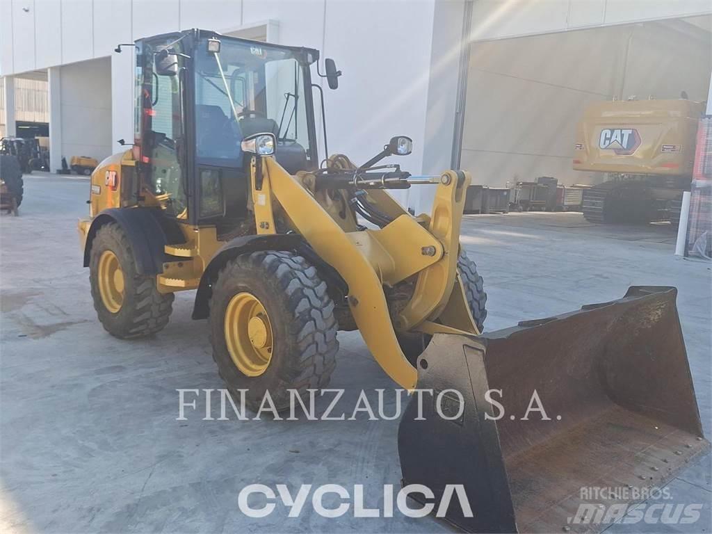 CAT 908M Cargadoras sobre ruedas