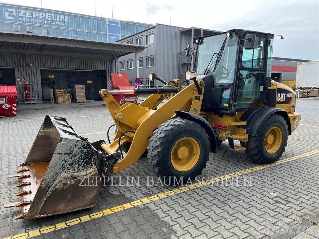 CAT 908M Cargadoras sobre ruedas
