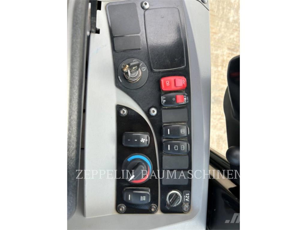 CAT 908M Cargadoras sobre ruedas